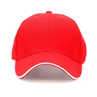 Chapeau Rouge Vif