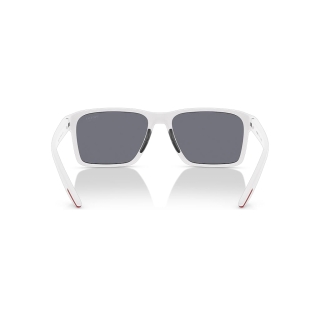Lunettes de soleil à monture blanche