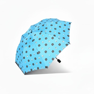 Parapluie bleu ciel à motif ours et gourmandises