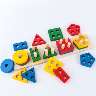 Jeux éducatif d'apprentissage et d'encastrement en bois