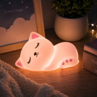 Veilleuse LED Motif Chat Dormi en Plastique – Lampe de Nuit pour Enfant