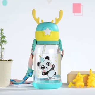 Gourde Enfant Panda 500 ml en PP avec Paille et Bandoulière
