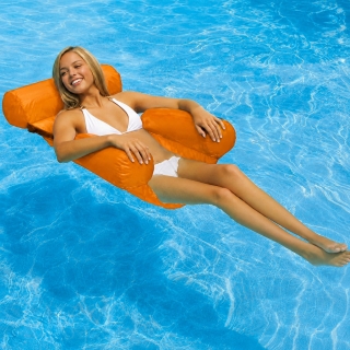 Chaise Gonflable Pliable Pour Piscine et Plage – 120 x 100 cm – Orange